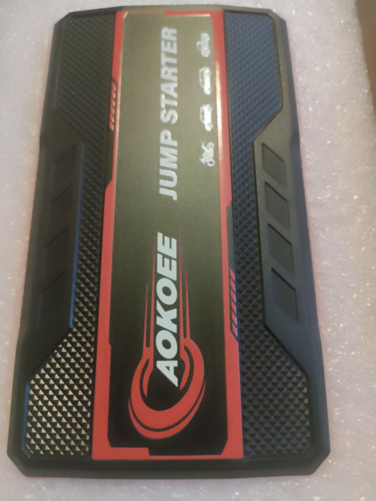 Powerful 12V Jump Starter 