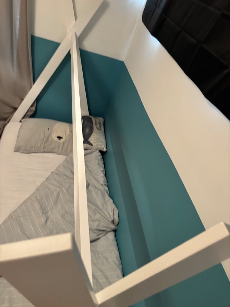 Tipi kids bed