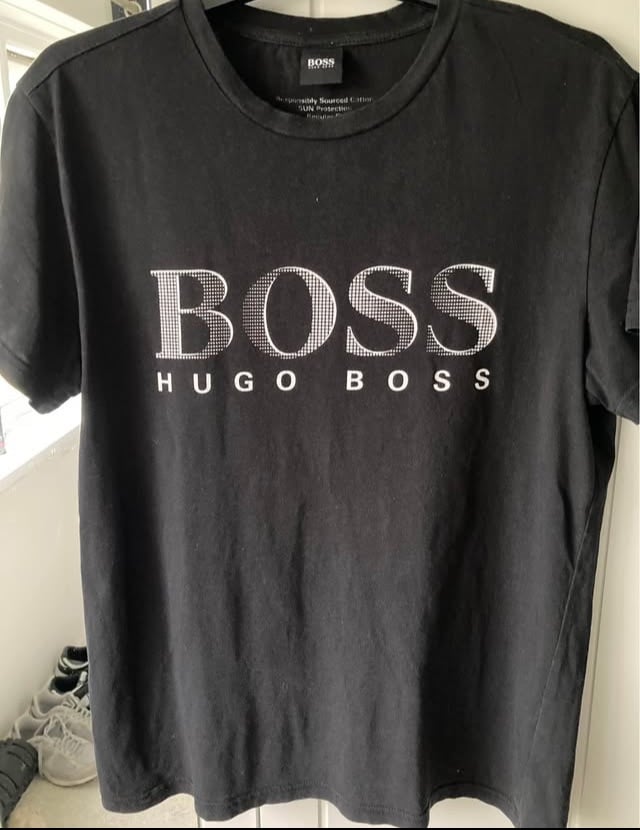 image for Hugo Boss Mens TShirt Size Medium