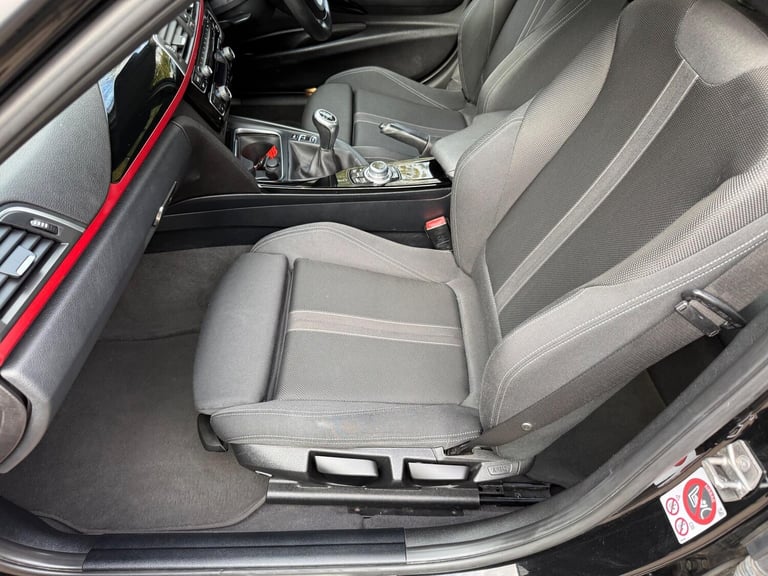 2015 BMW 3 Series 1.5 318i Sport Saloon 4dr Petrol Manual Euro 6 (s/s) (136 ps) SALOON Petrol Manual