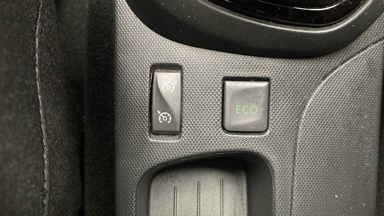 2014 Renault Captur 1.5 dCi 90 Dynamique S MediaNav Energy 5dr Diesel Hatchback Hatchback Diesel ...