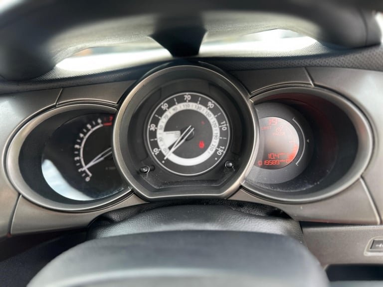 2015 Citroen C3 1.2 PureTech VTR+ Euro 6 5dr HATCHBACK Petrol Manual