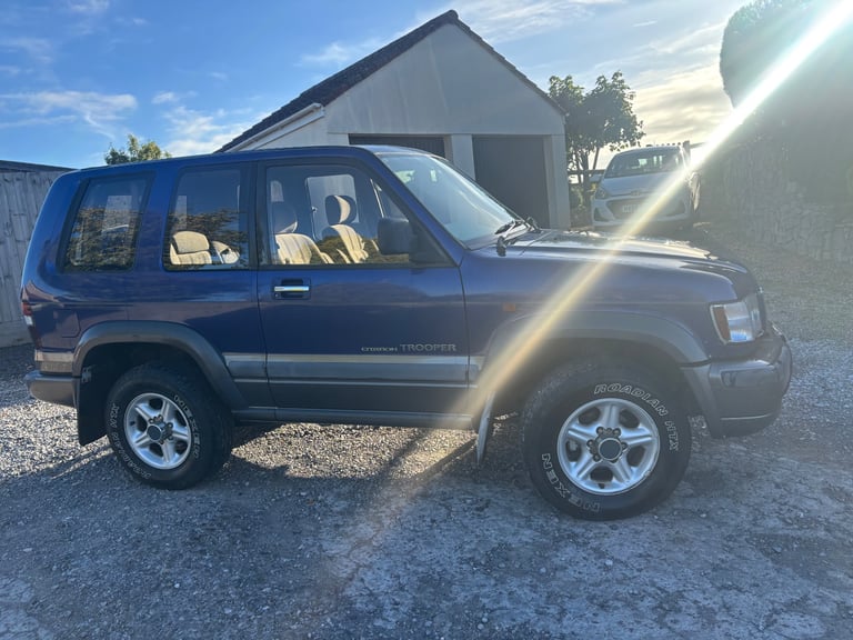 Isuzu, TROOPER, Estate, 1999, Manual, 3494 (cc), 3 doors