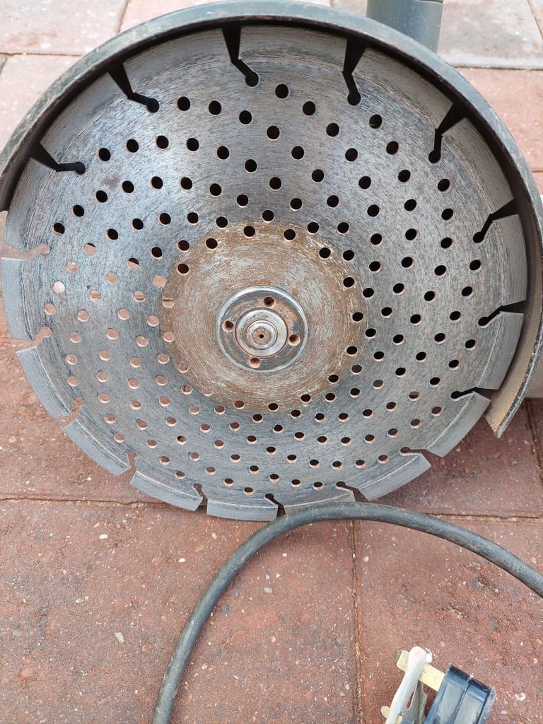 Large angle grinder with diamond blade