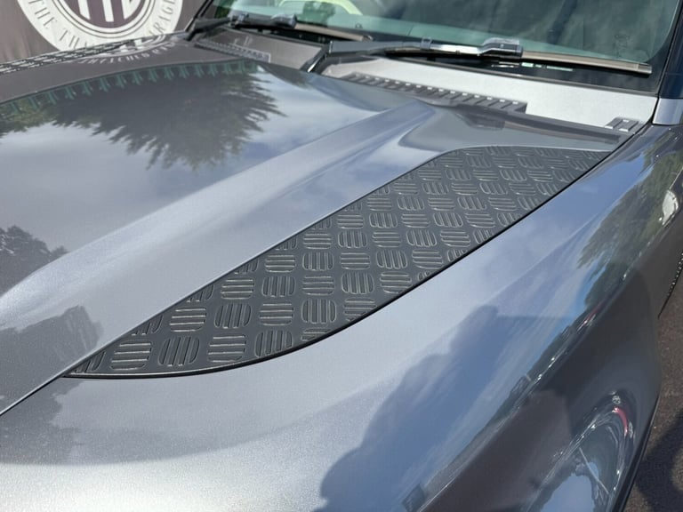 2021 Land Rover Defender 2.0 P300 HSE 90 3dr Auto [6 Seat] Estate Petrol Automatic