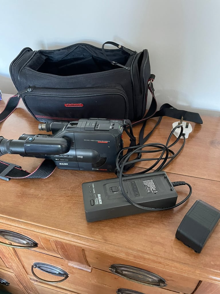 Bauer video camera recorder