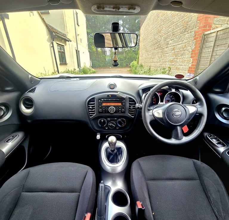 Nissan, JUKE, Hatchback, 2013, Manual, 1598 (cc), 5 doors