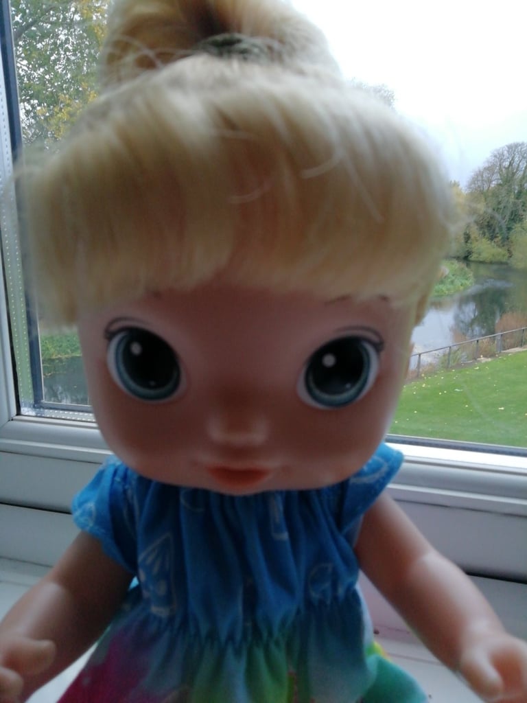 BABY ALIVE DOLL 