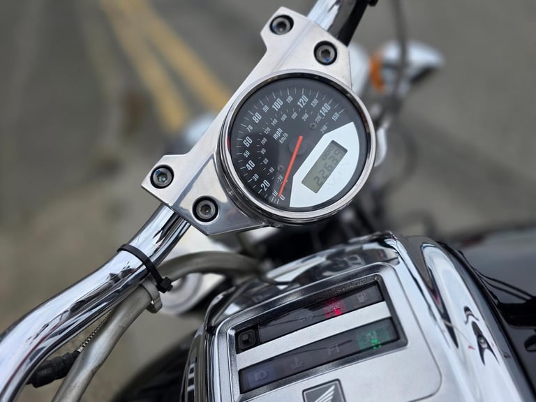 2009 HONDA VTX1800 22,000 MILE'S 