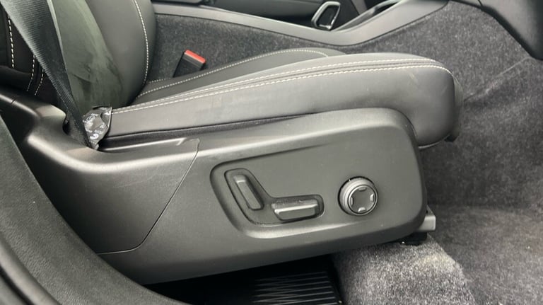 2024 Volvo XC40 Plus, B3 Mild hybrid, Petrol, Dark Estate Petrol Automatic