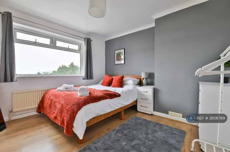 image for 4 bedroom house in Wern Fawr Road, Swansea, SA1 (4 bed) (#2606789)