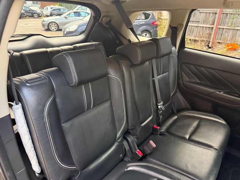 2018 Mitsubishi Outlander 2.2 DI-D 4 4WD Euro 6 (s/s) 5dr ESTATE Diesel Manual