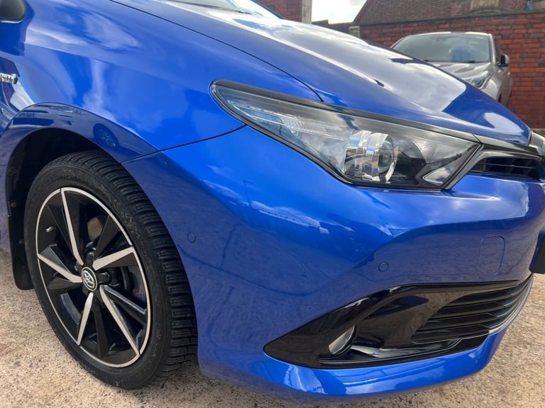 2018 Toyota Auris 1.8 Hybrid Design TSS 5dr CVT [Nav] HATCHBACK PETROL/ELECTRIC Automatic