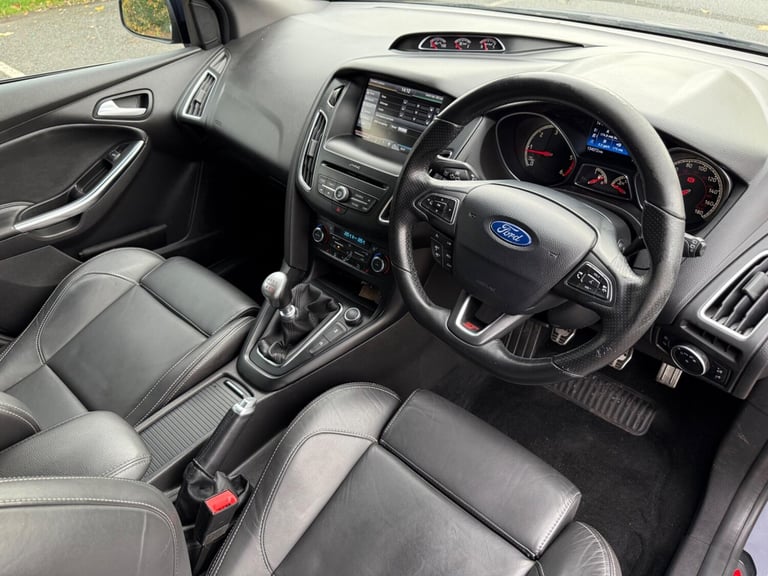 2015 Ford Focus 2.0 TDCi ST-3 Euro 6 (s/s) 5dr Diesel