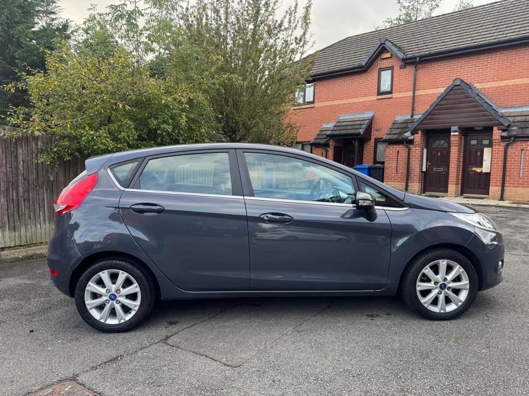 Automatic Ford, FIESTA, Hatchback,1388 (cc), 5 doors