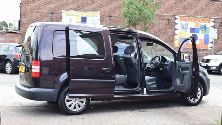 2013 Volkswagen Caddy Maxi 1.6 TDi C20 Maxi Life FWD 5dr (Window) MPV Diesel Manual