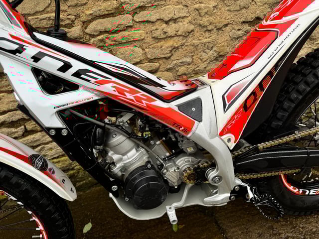 TRS ONE-RR 80cc Trials Bike, 21