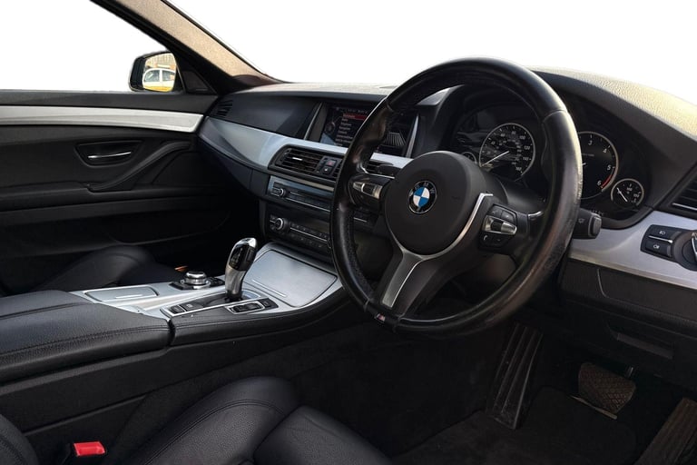 2016 BMW 5 Series 3.0 535d M Sport Touring Auto Euro 6 (s/s) 5dr Estate DIESEL Automatic