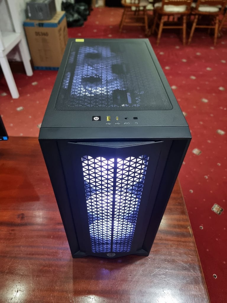 i7 10700, RTX 3060Ti 8GB, 32GB RAM, High Spec Gaming PC.