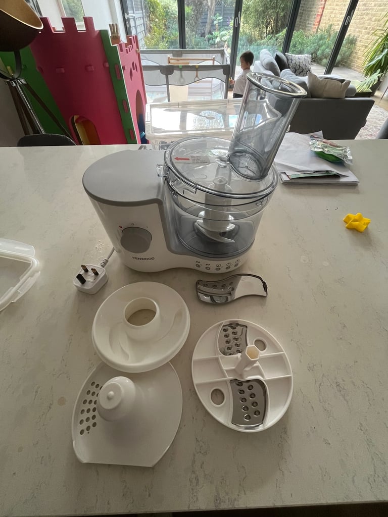 image for Kenwood Compact Food Processor FP120A White & Grey