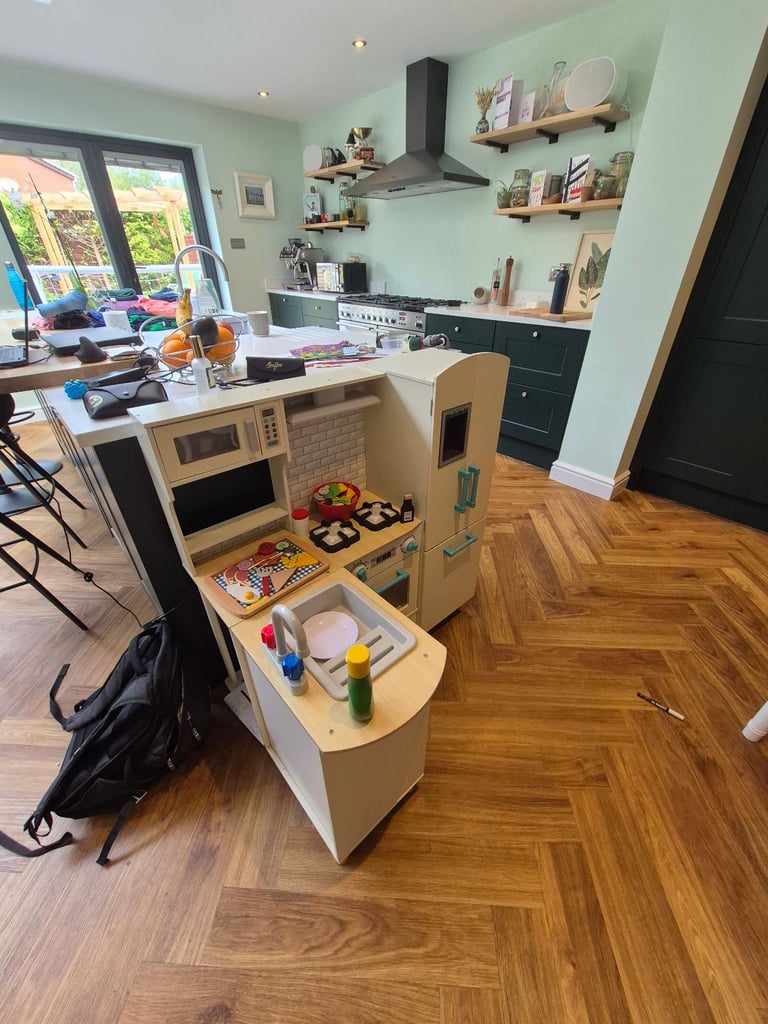 Chad Valley wooden kitchen and breakfast bar