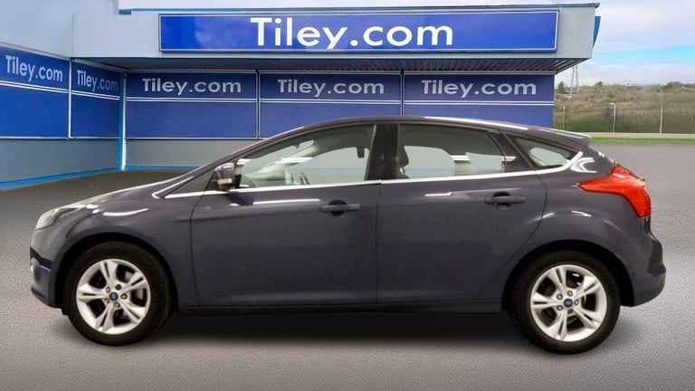  Ford Focus 1.6 Zetec Euro 5 5dr Petrol Manual