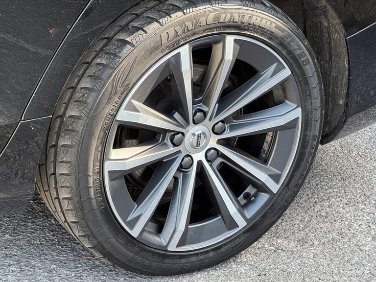 2021 Volvo V60 2.0 B3 MHEV Momentum Auto Euro 6 (s/s) 5dr ESTATE Petrol/Electric Hybrid Automatic