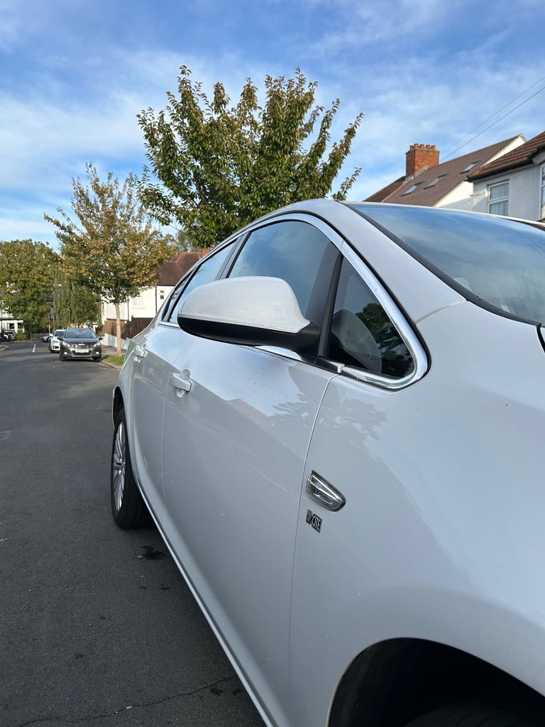 Vauxhall, ASTRA, Hatchback, 2014, Manual, 1398 (cc), 5 doors