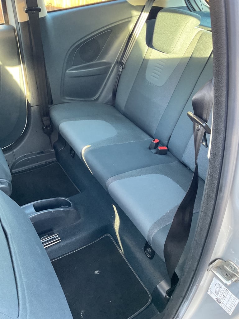 Ford, KA, Zetec, Hatchback, 2012, Manual, 1242 (cc), 3 doors