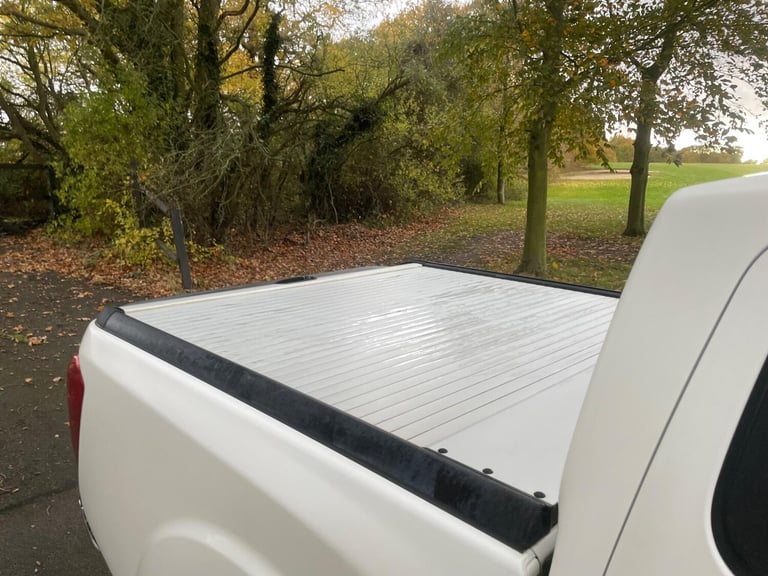 2016 Nissan Navara 2.3 dCi Acenta+ 4WD Euro 6 (s/s) 4dr PICK UP Diesel Manual