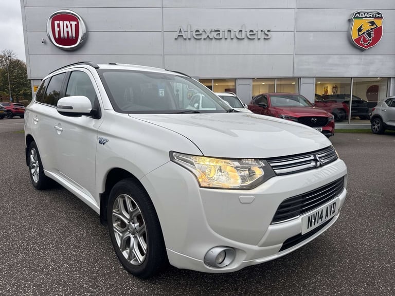 image for 2014 Mitsubishi Outlander 2.0h 12kWh GX4h SUV 5dr Petrol Plug-in Hybrid CVT 4WD