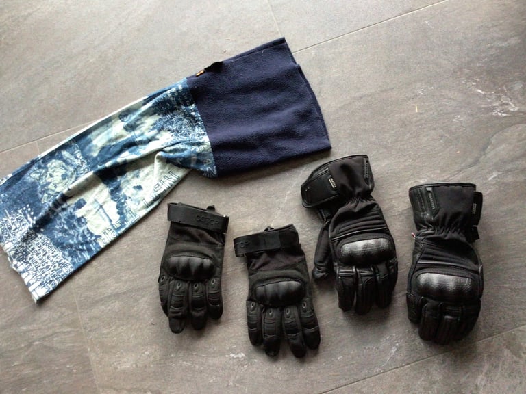 MOTORBIKE ACCESSORIES, NECK GAITER POLARTEC, OXFORD HEXHAM LEATHER GLOVES, COTOP GLOVES