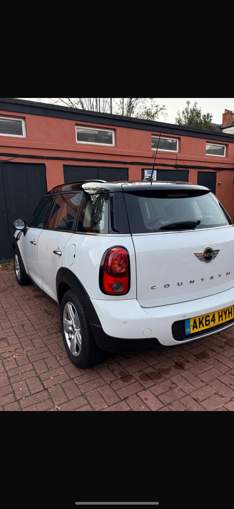 Mini, COUNTRYMAN, Hatchback, 2014, Semi-Auto, 1598 (cc), 5 doors