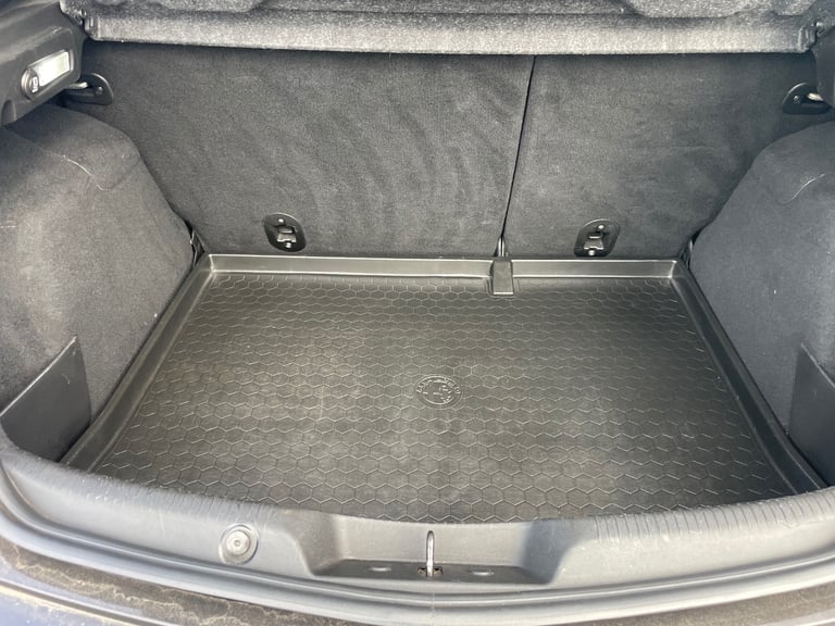 ALFA ROMEO GIULIETTA 2.0 JTDM LUSSO 12 REG 5 DOOR MOT APRIL 29TH 2026 TAX£35 LOW INSURANCE 60+MPG