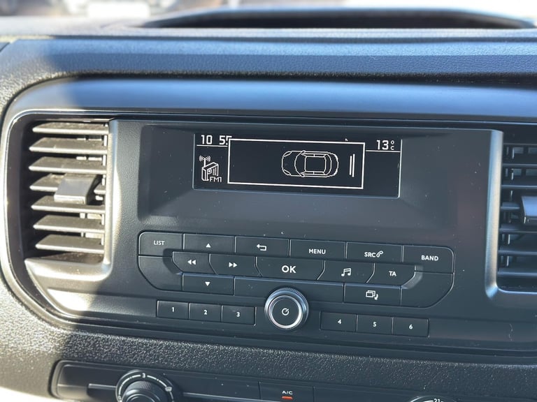 2021 Vauxhall Vivaro 1.5 Turbo D 2900 Edition L2 H1 Euro 6 (s/s) 5dr PANEL VAN Diesel Manual