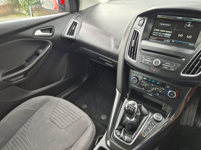 Ford, FOCUS, TITANIUM, Estate, 2015, Manual, 999 (cc), 5 doors, full service history