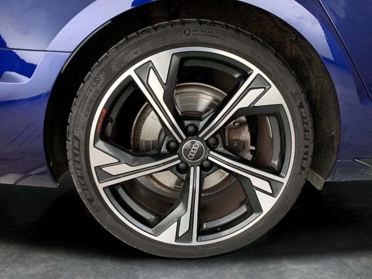 2023 Audi A4 Avant 2.0 TFSI 40 Black Edition Estate 5dr Petrol S Tronic Euro 6 (s/s) (204 ps)  Es...