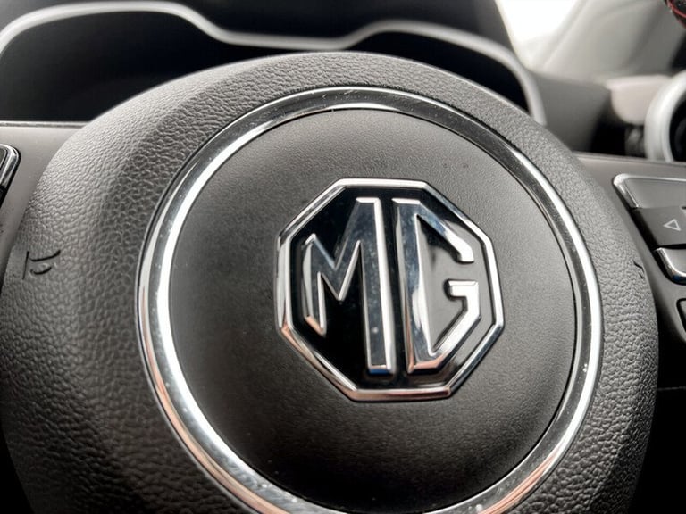  MG MG ZS Trophy SUV Electric Automatic