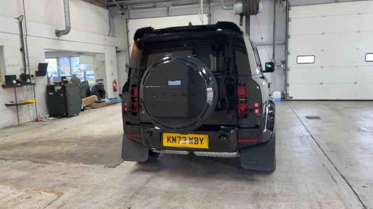2024 Land Rover Defender 110 3.0 D300 MHEV X-Dynamic SE SUV 5dr Diesel Auto 4WD Euro 6 (s/s) (300...