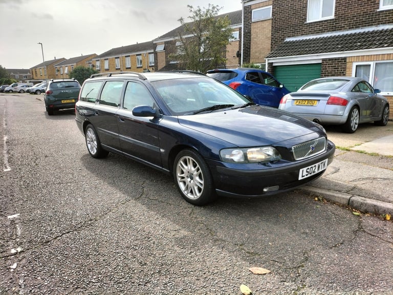 Volvo, V70, Estate, 2002, Other, 2435 (cc), 5 doors