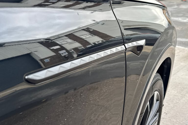 2025 MG MG HS 106287 Hatchback Petrol Automatic