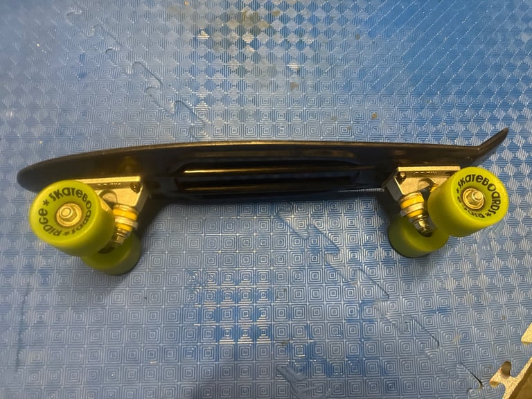 (2 boards) Osprey Longboard & Ridge skateboard. 