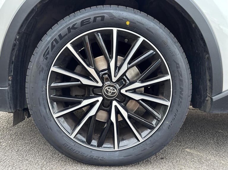 2019 Toyota C-HR 1.2T Excel 5dr (Leather) SUV Petrol Manual