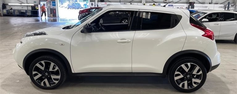 2013 Nissan Juke 1.5 dCi N-Tec 5dr ++ 20 TAX / SAT NAV / CAMERA ++ HATCHBACK Diesel Manual