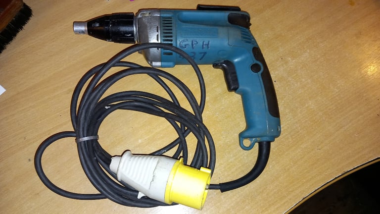 makita screw gun