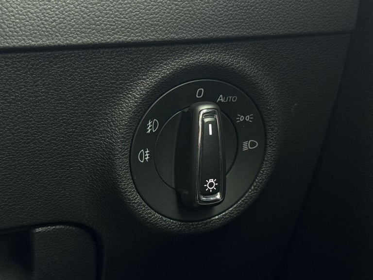 2019 Skoda Karoq 1.5 TSI SE L 5dr DSG Estate PETROL Automatic