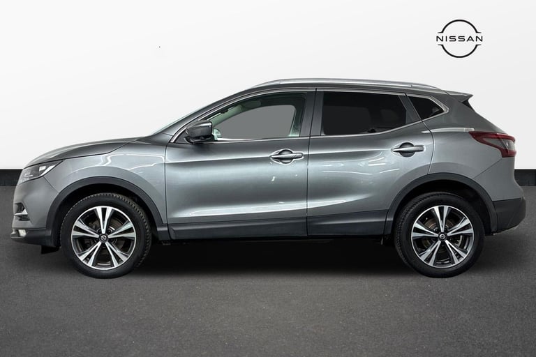 2021 Nissan Qashqai 1.3 DiG-T N-Connecta 5dr [Glass Roof Pack] HATCHBACK Petrol Manual
