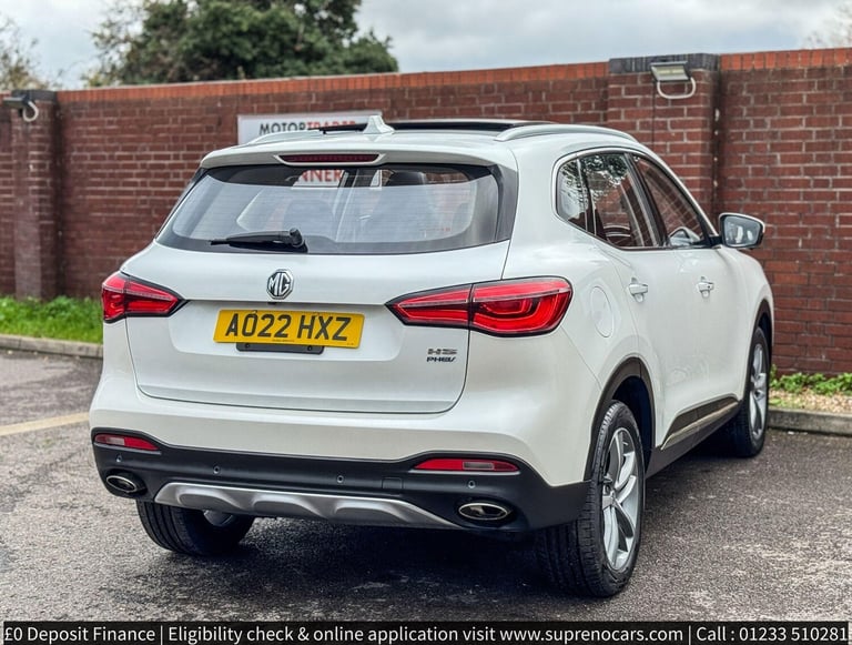 2022 MG MG HS 1.5 T-GDI 16.6kWh Exclusive Auto Euro 6 (s/s) 5dr ESTATE Petrol/Electric Hybrid Aut...