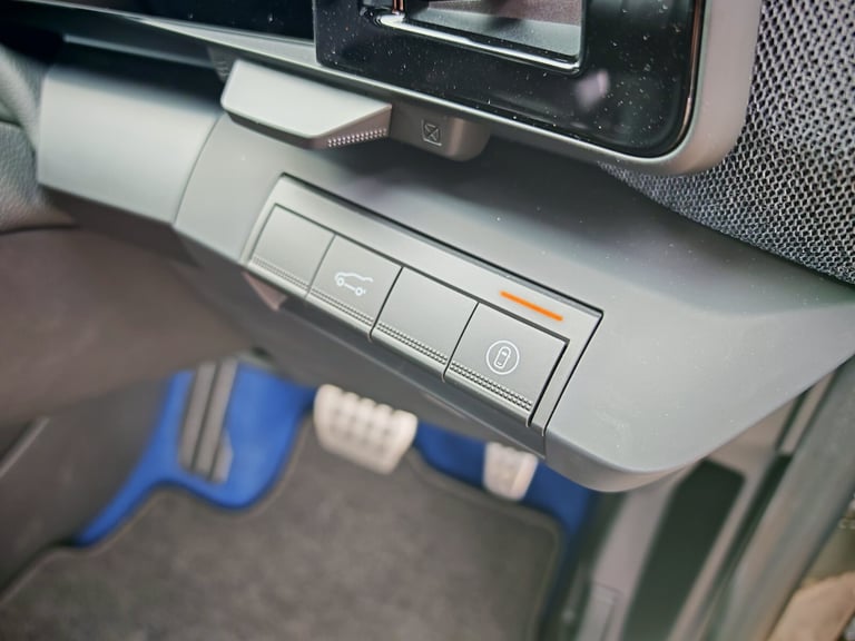 2025 Renault Scenic E-Tech 160kW Techno Esprit Alpine 87kWh Long Range 5dr AT Estate Electric Aut...