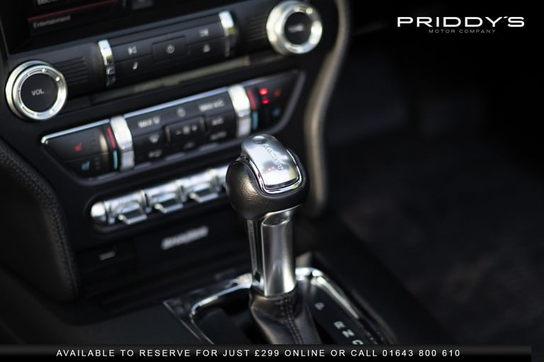 FORD MUSTANG 5.0 V8 GT - 5.0 V8 GT - Roof down, V8 roaring, country roads. It